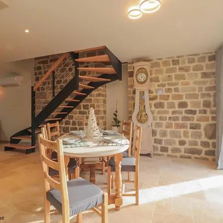 Maison De Campagne, Animaux Sur Demande - 4 Pers. - Fr-1-497-258 *